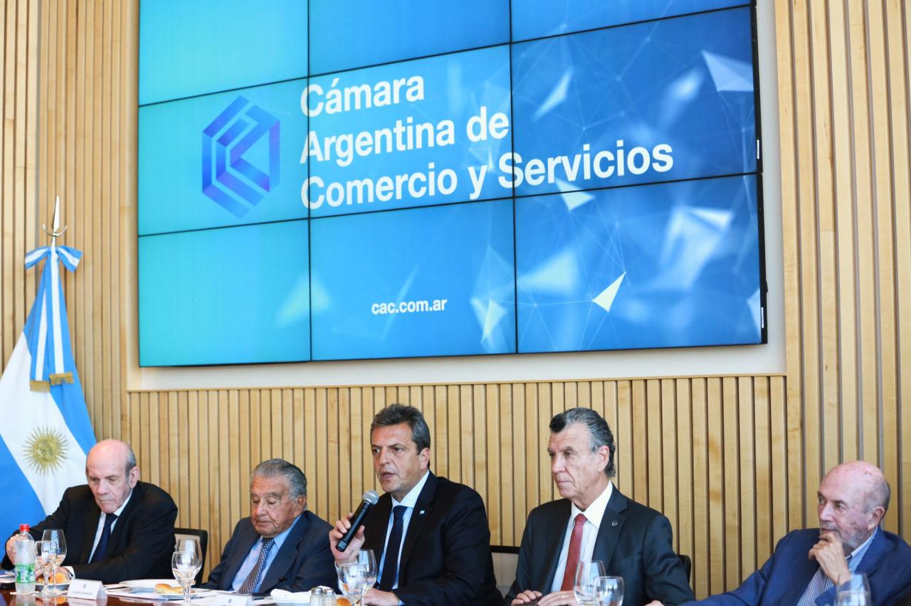 Creo que la Argentina necesita algunos presos sobre la base de la especulación del ahorro de la gente y del patrimonio de las empresas y creo que es tiempo de ponerle el límite.