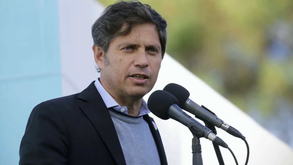 Axel Kicillof, La Cámpora, Patria y Futuro, política bonaerense, kirchnerismo, organizaciones políticas, estructura política, Buenos Aires, conflicto político, gestión gubernamental, estrategia política.